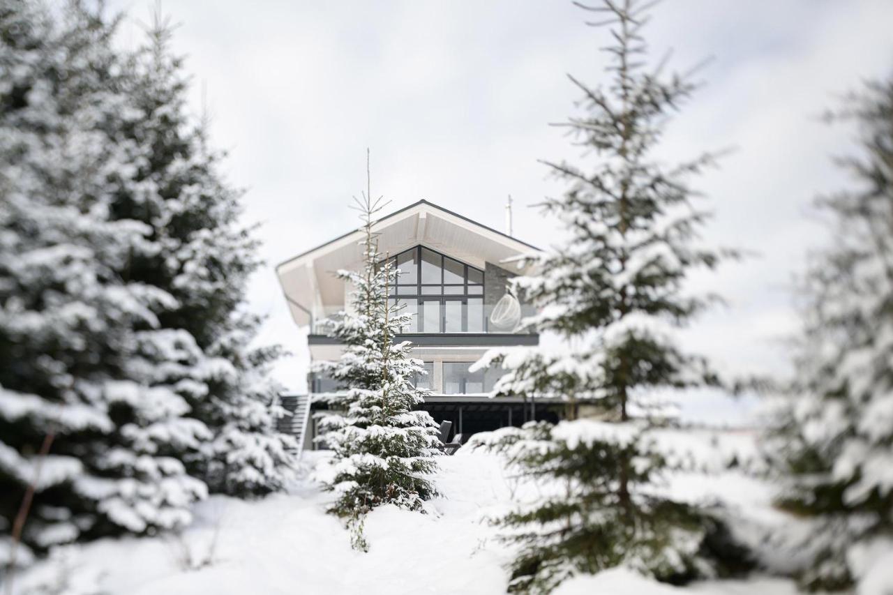 Be Be Chalet - Premium Jacuzi & Private Pool Bukovel Esterno foto